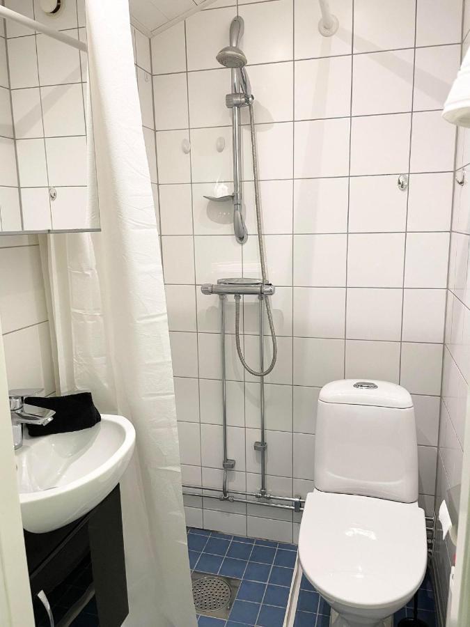 Egen Stuga Mitt I Stan Karlstad Dış mekan fotoğraf